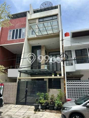 Rumah Elit Modern Tanpa Renovasi di Muara Karang Jakarta Utara Rumah Elit Modern Tanpa Renovasi di Muara Karang Jakarta Utara