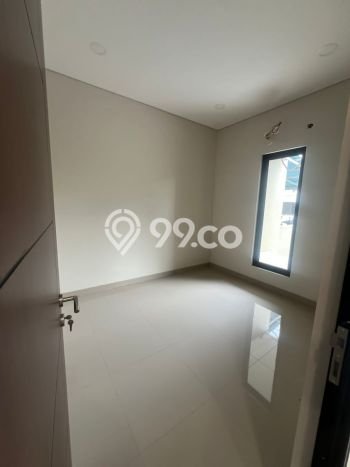 Rumah Luxury Modern Tanpa Renovasi di Bojong Indah Jakarta Barat Rumah Luxury Modern Tanpa Renovasi di Bojong Indah Jakarta Barat