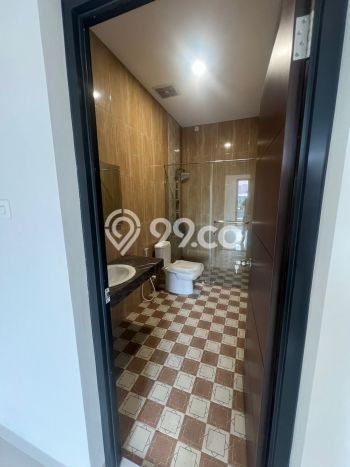 Rumah Luxury Modern Tanpa Renovasi di Bojong Indah Jakarta Barat Rumah Luxury Modern Tanpa Renovasi di Bojong Indah Jakarta Barat