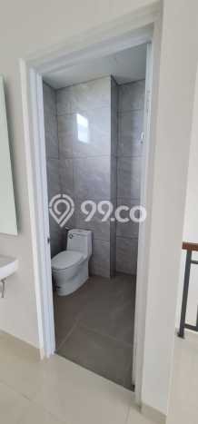 Ruko disewakan lokasi strategis BSD Tangerang Selatan 123m2 Ruko disewakan lokasi strategis BSD Tangerang Selatan 123m2