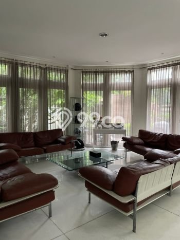 Siap Huni Rumah Mewah 4 Kamar di Kebayoran Baru Dekat ke Mana Pun Siap Huni Rumah Mewah 4 Kamar di Kebayoran Baru Dekat ke Mana Pun