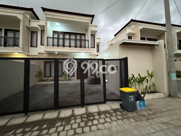 Disewakan Vila Strategis di , Luas 0m2m², Lokasi Terbaik Disewakan Vila Strategis di , Luas 0m2m², Lokasi Terbaik