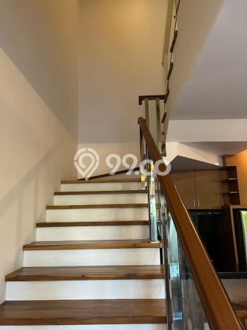 KESEMPATAN EMAS! Vila Kawasan , Ukuran 153m2m², Lingkungan Elite dengan privasi terjamin KESEMPATAN EMAS! Vila Kawasan , Ukuran 153m2m², Lingkungan Elite dengan privasi terjamin