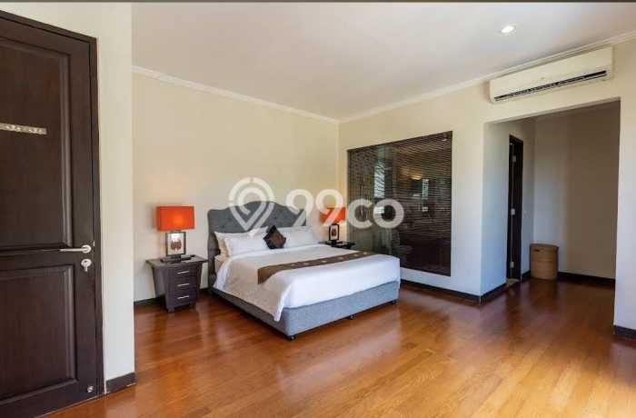 Vila Tenang di , Ukuran 556m2m², Akses ke beragam fasilitas Vila Tenang di , Ukuran 556m2m², Akses ke beragam fasilitas
