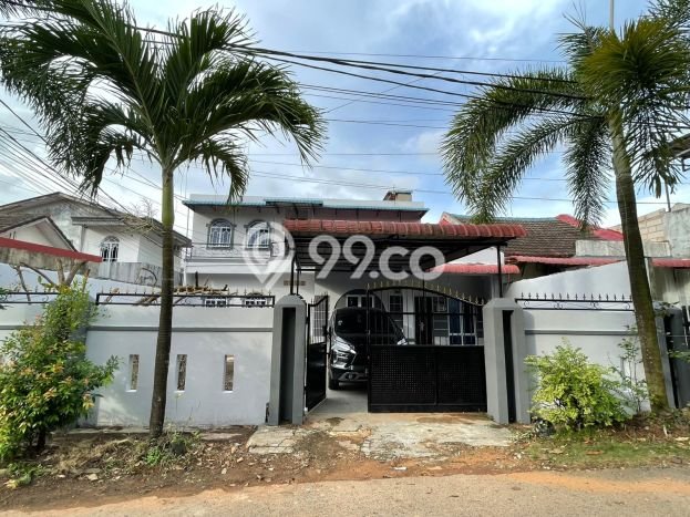 FEATURED! Rumah Asri di Batam Kota, LT 260m2m² LB 216m2m² FEATURED! Rumah Asri di Batam Kota, LT 260m2m² LB 216m2m²