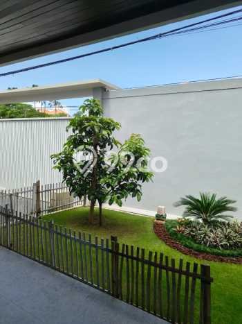 Tempat Ideal! Vila di , Dimensi 500m2m², Area Asri dan aman Tempat Ideal! Vila di , Dimensi 500m2m², Area Asri dan aman