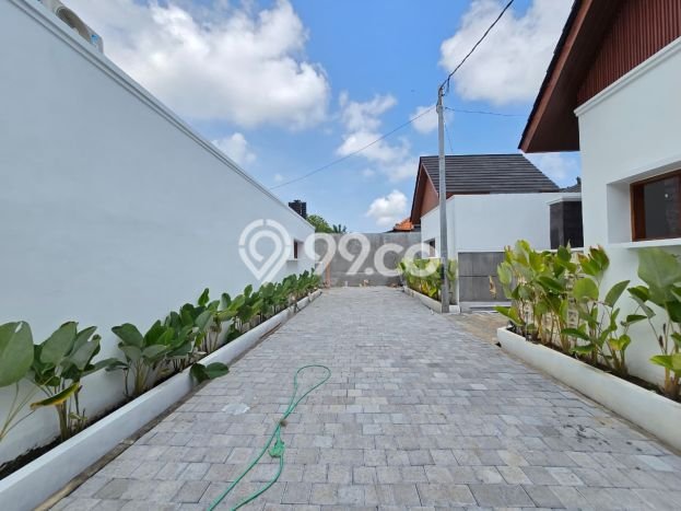 KESEMPATAN EMAS! Vila Kawasan , Luas 112m2m², Area Potensial dengan nilai naik KESEMPATAN EMAS! Vila Kawasan , Luas 112m2m², Area Potensial dengan nilai naik