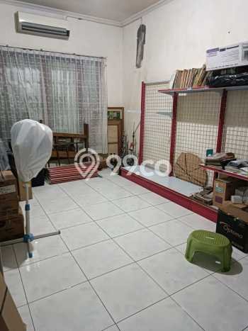 Ready to Use! Premium House LT 228m2 Desain Modern di Surabaya Kota Ready to Use! Premium House LT 228m2 Desain Modern di Surabaya Kota