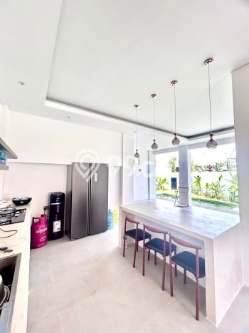 LOKASI STRATEGIS! Vila Kawasan , Area 220m2m², Akses ke pusat umum LOKASI STRATEGIS! Vila Kawasan , Area 220m2m², Akses ke pusat umum