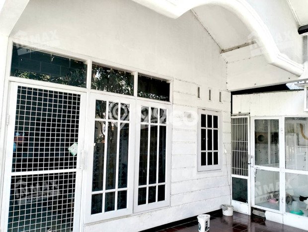 Rumah Modern 3 Kamar LT 190m2 di Pandanwangi Rumah Modern 3 Kamar LT 190m2 di Pandanwangi