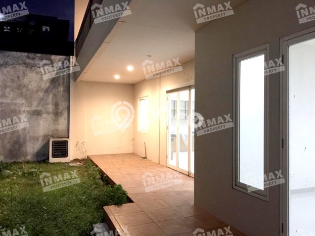 Rumah Elit Modern Siap Huni di Kauman Malang Rumah Elit Modern Siap Huni di Kauman Malang