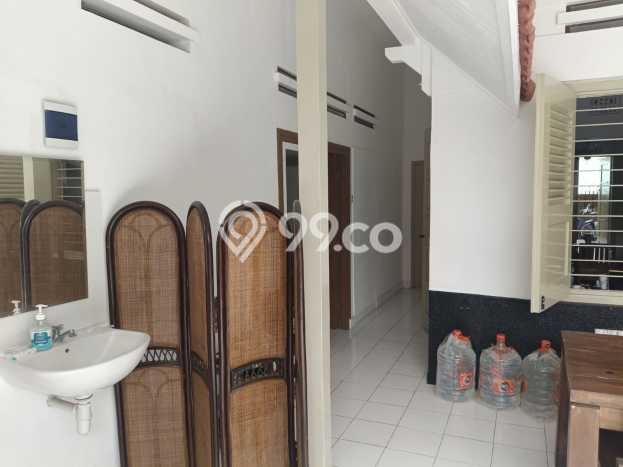 Siap Huni Rumah Mewah 3 Kamar di Klojen Dekat ke Mana Pun Siap Huni Rumah Mewah 3 Kamar di Klojen Dekat ke Mana Pun