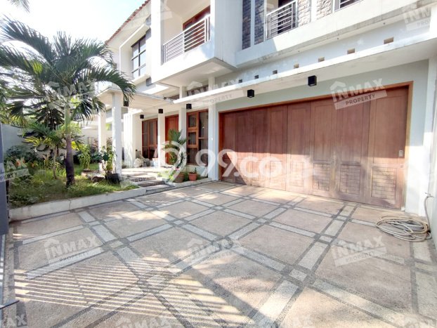Siap Huni Rumah Mewah 5 Kamar di Araya Dekat ke Mana Saja Siap Huni Rumah Mewah 5 Kamar di Araya Dekat ke Mana Saja
