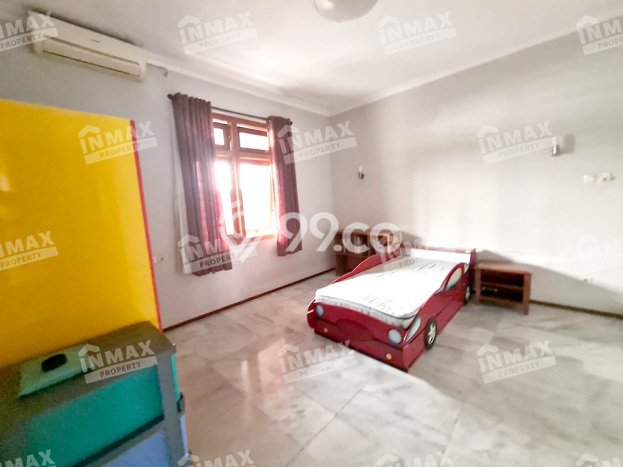 For Sale! Luxury House LT 304m2 Desain Elegan di Penanggungan For Sale! Luxury House LT 304m2 Desain Elegan di Penanggungan