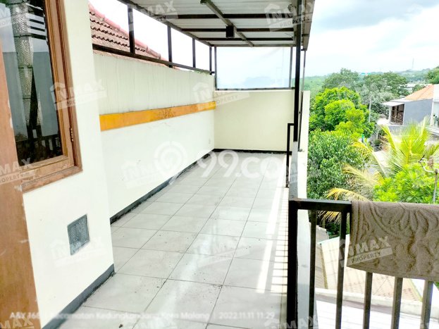 Rumah Minimalis 8 KT LT 169m2 di Sawojajar Rumah Minimalis 8 KT LT 169m2 di Sawojajar
