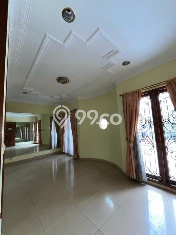 Rumah Mewah LB 600m2 Siap Pakai Desain Elegan di Pasteur, Bandung Rumah Mewah LB 600m2 Siap Pakai Desain Elegan di Pasteur, Bandung