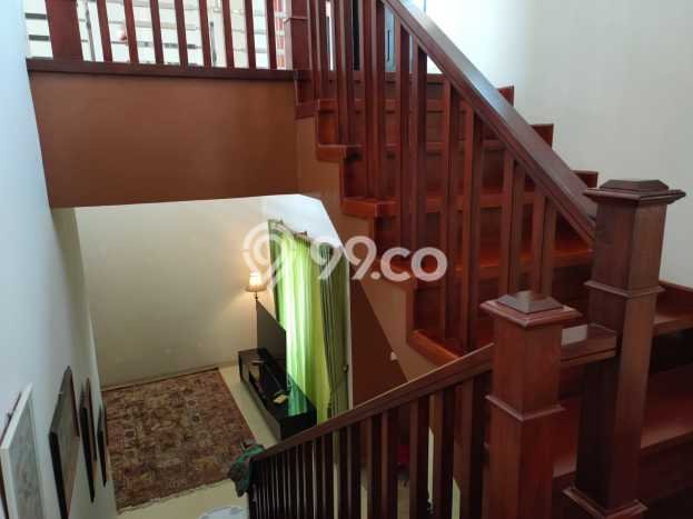 Jual Cepat Rumah 4 KT 3 KM di Kawasan Komersial , Bandung Jual Cepat Rumah 4 KT 3 KM di Kawasan Komersial , Bandung