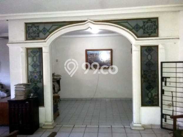 Rumah Elit Modern Tanpa Renovasi di Buah Batu Bandung Rumah Elit Modern Tanpa Renovasi di Buah Batu Bandung