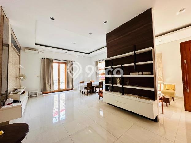 Hunian Elit LB 200m2 Siap Huni Desain Elegan di Buah Batu, Bandung Hunian Elit LB 200m2 Siap Huni Desain Elegan di Buah Batu, Bandung