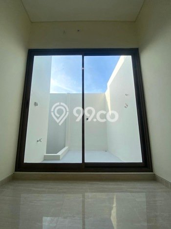 Jual Rumah Luas Elegan Dengan View Eksklusif di Citraland, Surabaya Jual Rumah Luas Elegan Dengan View Eksklusif di Citraland, Surabaya