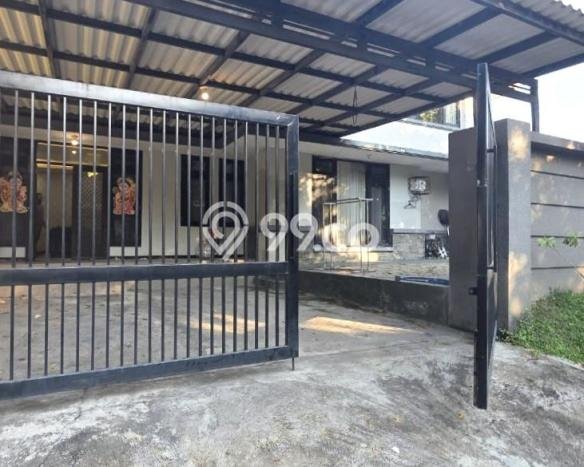 For Sale! Premium House LT 383m2 Desain Elegan di Graha For Sale! Premium House LT 383m2 Desain Elegan di Graha