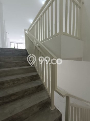 Unit Ruko Tersedia di Surabaya Kota Spesifikasi LB 140m2 Unit Ruko Tersedia di Surabaya Kota Spesifikasi LB 140m2