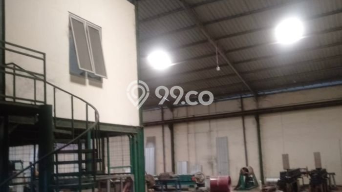 Unit Gudang Dijual di Asemrowo Surabaya 1000m2 Unit Gudang Dijual di Asemrowo Surabaya 1000m2