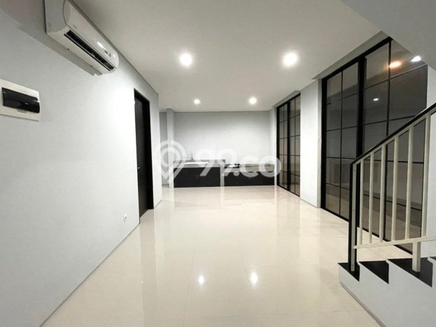 Ready to Use! Luxury House LT 120m2 Desain Modern di Citraland Ready to Use! Luxury House LT 120m2 Desain Modern di Citraland