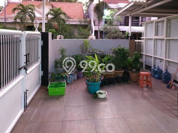 Hunian Mewah LB 200m2 Siap Huni Desain Elegan di Citraland, Surabaya Hunian Mewah LB 200m2 Siap Huni Desain Elegan di Citraland, Surabaya