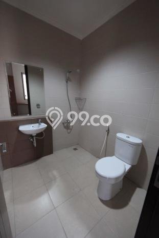 Cocok Untuk Investasi! For Sale Kost di BSD City 24 Kamar Cocok Untuk Investasi! For Sale Kost di BSD City 24 Kamar