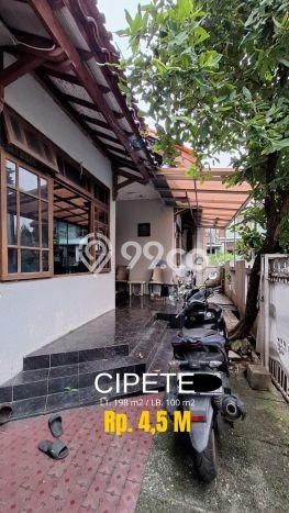 Rumah Elit Modern Tanpa Renovasi di Cipete Jakarta Selatan Rumah Elit Modern Tanpa Renovasi di Cipete Jakarta Selatan