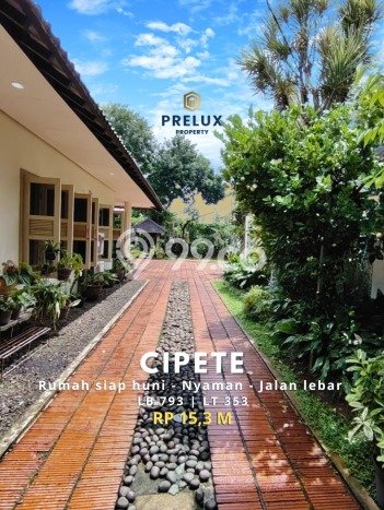 Ready to Use! Premium House LT 793m2 Desain Modern di Cipete Ready to Use! Premium House LT 793m2 Desain Modern di Cipete