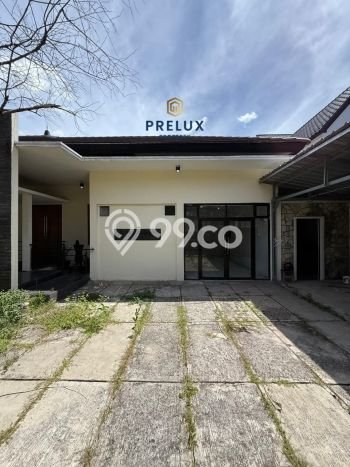 For Sale! Luxury House LT 1100m2 Desain Modern di Kemang For Sale! Luxury House LT 1100m2 Desain Modern di Kemang