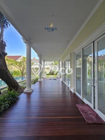 Rumah Mewah Siap Huni LT 984m2 di Kebayoran Baru, Jakarta Selatan Rumah Mewah Siap Huni LT 984m2 di Kebayoran Baru, Jakarta Selatan