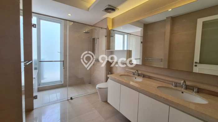 Rumah Elit Modern Siap Huni di Pejaten Jakarta Selatan Rumah Elit Modern Siap Huni di Pejaten Jakarta Selatan