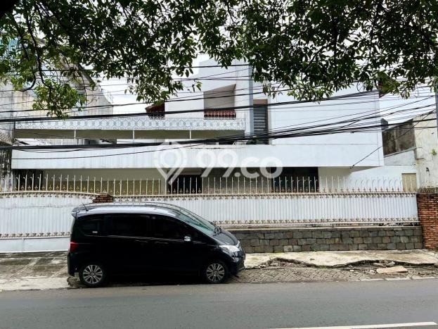 Dijual Rumah Premium dengan Fasilitas Sekitar Komplit di Kebayoran Baru, Jakarta Selatan Dijual Rumah Premium dengan Fasilitas Sekitar Komplit di Kebayoran Baru, Jakarta Selatan