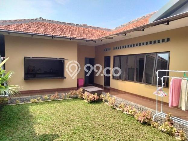 Siap Huni Rumah Mewah 4 Kamar di Kebayoran Baru Dekat ke Mana Pun Siap Huni Rumah Mewah 4 Kamar di Kebayoran Baru Dekat ke Mana Pun