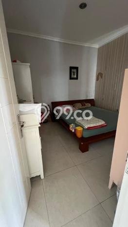 Rumah Elit Modern Tanpa Renovasi di Ragunan Jakarta Selatan Rumah Elit Modern Tanpa Renovasi di Ragunan Jakarta Selatan