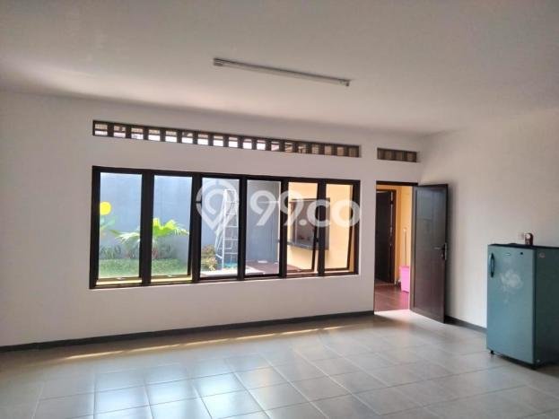Siap Huni Rumah Mewah 4 Kamar di Kebayoran Baru Dekat ke Mana Pun Siap Huni Rumah Mewah 4 Kamar di Kebayoran Baru Dekat ke Mana Pun