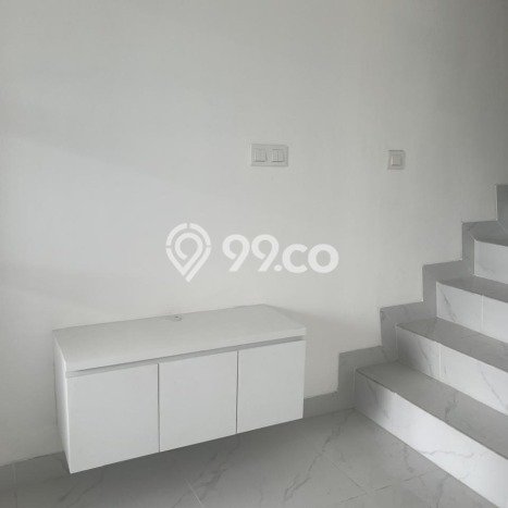 Rumah Disewakan Jakarta Utara LT 60m2 LB 72m2 Kawasan Pantai Indah Kapuk 2 Rumah Disewakan Jakarta Utara LT 60m2 LB 72m2 Kawasan Pantai Indah Kapuk 2