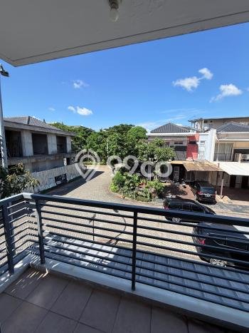 HUNIAN IMPIAN! Rumah di , 3 KT, Free Macet, Luas 240m2m² LB 118m2m² HUNIAN IMPIAN! Rumah di , 3 KT, Free Macet, Luas 240m2m² LB 118m2m²