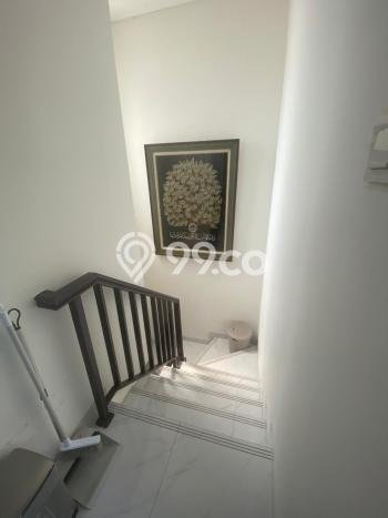 Rumah Minimalis 4 KT di Suvarna Sutera Tangerang Full Furnished Rumah Minimalis 4 KT di Suvarna Sutera Tangerang Full Furnished