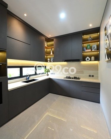 For Sale! Luxury House LT 344m2 Desain Modern di BSD Kencana Loka For Sale! Luxury House LT 344m2 Desain Modern di BSD Kencana Loka