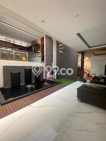 Hunian Elit LB 700m2 Siap Pakai Desain Elegan di Singgasana, Bandung Hunian Elit LB 700m2 Siap Pakai Desain Elegan di Singgasana, Bandung