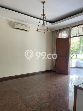 Rumah Elit Modern Tanpa Renovasi di Dago Bandung Rumah Elit Modern Tanpa Renovasi di Dago Bandung
