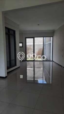 Dijual Rumah Premium dengan Fasilitas Sekitar Lengkap di Cimahi Selatan, Cimahi Dijual Rumah Premium dengan Fasilitas Sekitar Lengkap di Cimahi Selatan, Cimahi
