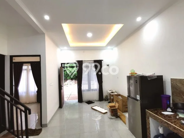 For Sale Rumah 3 Kamar Lokasi Ideal Nyaman dan Strategis di Cileungsi For Sale Rumah 3 Kamar Lokasi Ideal Nyaman dan Strategis di Cileungsi