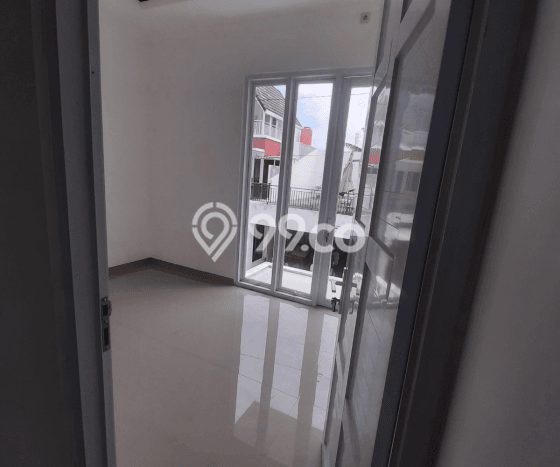 Rumah Luas Asri 3 KT Siap Pakai di Jatibening Bekasi Rumah Luas Asri 3 KT Siap Pakai di Jatibening Bekasi