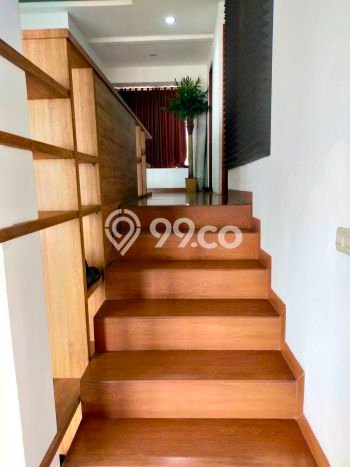 Dijual Rumah Mewah Megah Dengan View Cantik di Kreo, Tangerang Dijual Rumah Mewah Megah Dengan View Cantik di Kreo, Tangerang