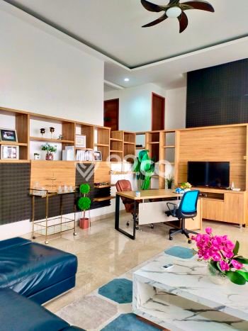 Dijual Rumah Mewah Megah Dengan View Cantik di Kreo, Tangerang Dijual Rumah Mewah Megah Dengan View Cantik di Kreo, Tangerang